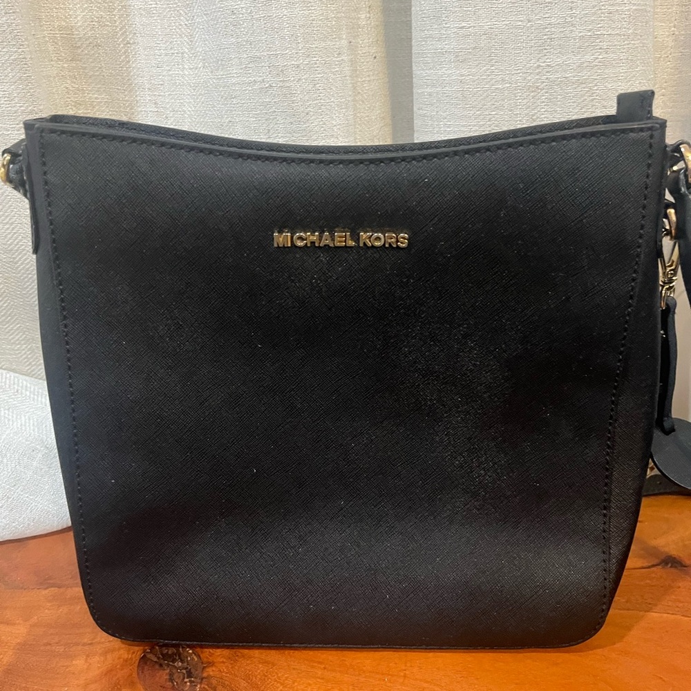 Michael Kors | Jet Set Large Messenger Bag - Black, Gold, Leather - Picture 2 of 7